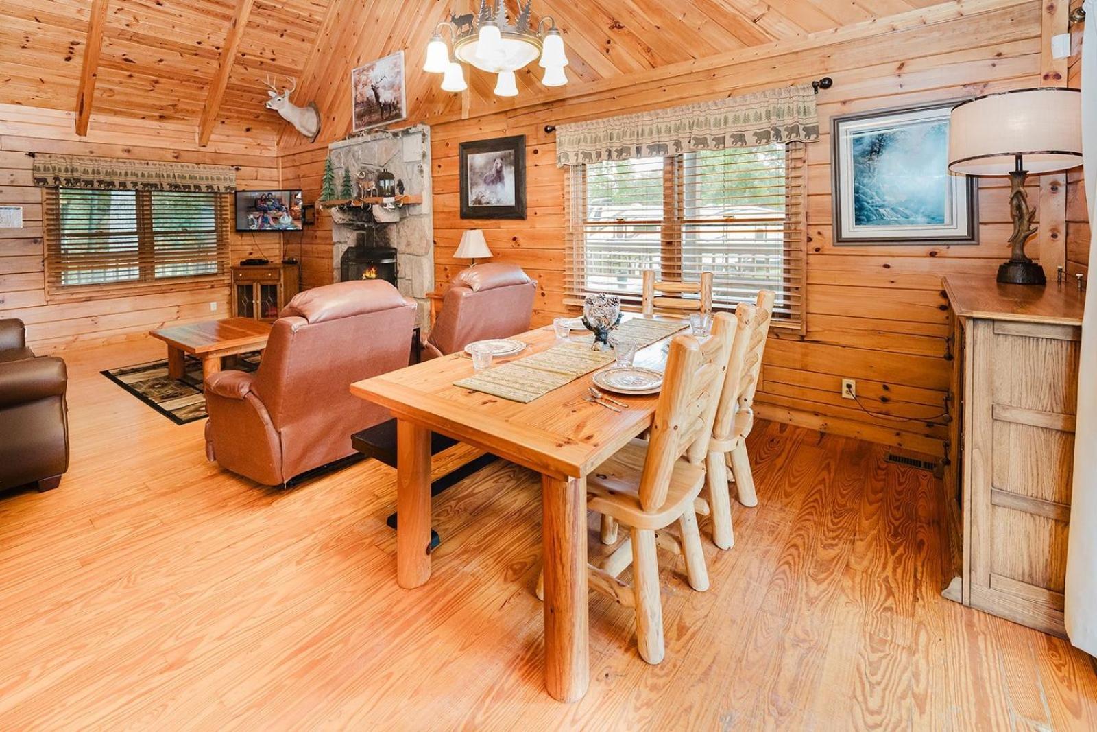 A Dream Come True Cabin เซอเวียร์วีล ภายนอก รูปภาพ